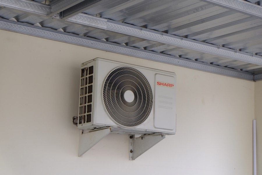 Equipo de aire acondicionado nuevo instalado